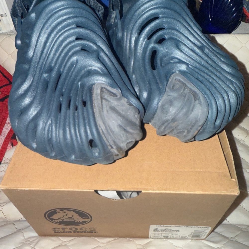 CROCS Men's Dark Blue Sandals
